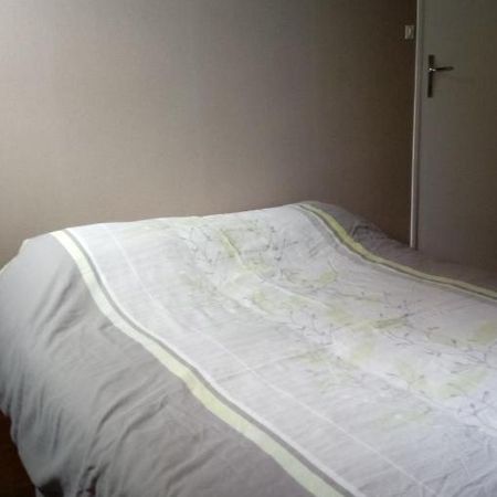 Maison En Pierre De Pays Ségrie Екстериор снимка